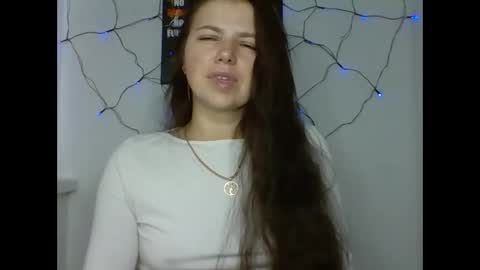 make_mesmile online show from 5, 11, 2025