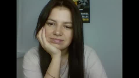 make_mesmile online show from 18, 12, 2025