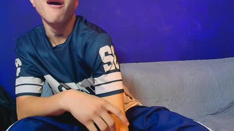 Snapshot of makell_bundchen chatting on 25, 4, 2026 makell_bundchen online show from 25, 4, 2026