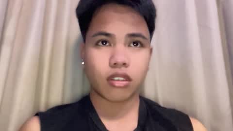 Snapshot of makeyoumineee chatting on 11, 4, 2026 makeyoumineee online show from 11, 4, 2026