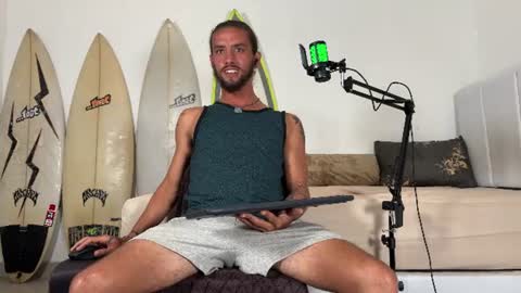 Mack  Makingmoans Twitter online show from 19, 6, 2026