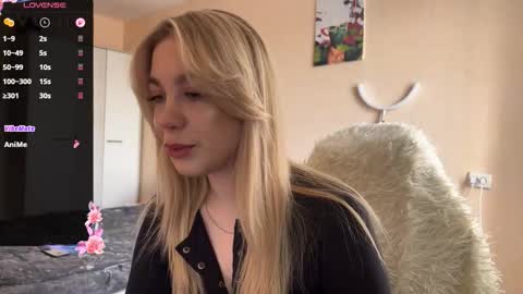 Snapshot of maksisisia chatting on 23, 10, 2025 maksisisia online show from 23, 10, 2025