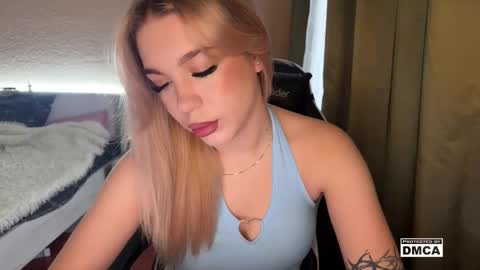 Snapshot of maksisisia chatting on 20, 11, 2025 maksisisia online show from 20, 11, 2025