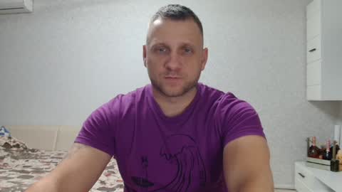 Snapshot of malchyshka chatting on 10, 12, 2024 malchyshka online show from 10, 12, 2024