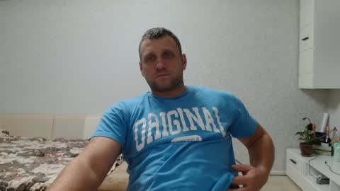 Snapshot of malchyshka chatting on 23, 12, 2024 malchyshka online show from 23, 12, 2024