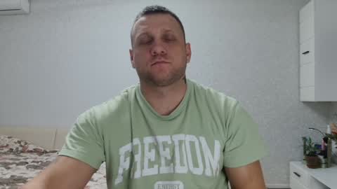 Snapshot of malchyshka chatting on 7, 1, 2025 malchyshka online show from 7, 1, 2025