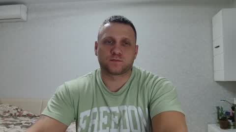 Snapshot of malchyshka chatting on 7, 1, 2025 malchyshka online show from 7, 1, 2025