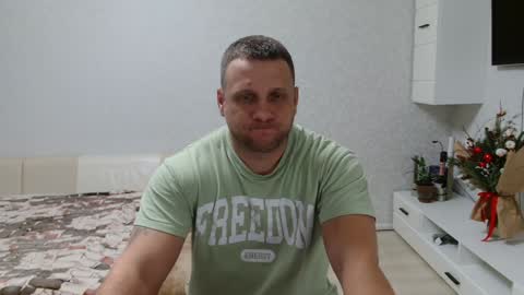 Snapshot of malchyshka chatting on 9, 1, 2025 malchyshka online show from 9, 1, 2025