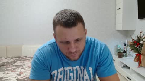 Snapshot of malchyshka chatting on 13, 1, 2025 malchyshka online show from 13, 1, 2025