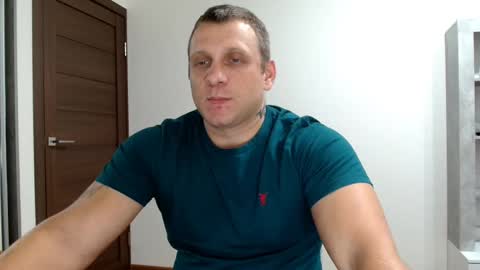 Snapshot of malchyshka chatting on 13, 10, 2025 malchyshka online show from 13, 10, 2025