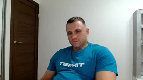 Snapshot of malchyshka chatting on 21, 10, 2025 malchyshka online show from 21, 10, 2025