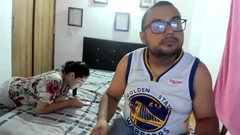 Snapshot of malcomysara chatting on 8, 1, 2025 malcom y sara online show from 8, 1, 2025