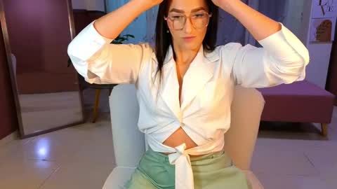 Snapshot of malen_fitnessmilf chatting on 29, 9, 2025 malen_fitnessmilf online show from 29, 9, 2025