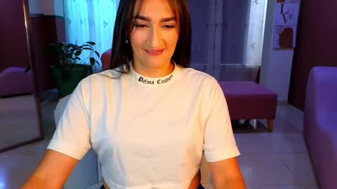 Snapshot of malen_fitnessmilf chatting on 16, 10, 2025 malen_fitnessmilf online show from 16, 10, 2025