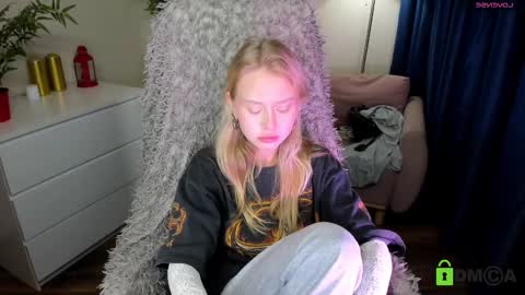 Malena online show from 22, 2, 2025