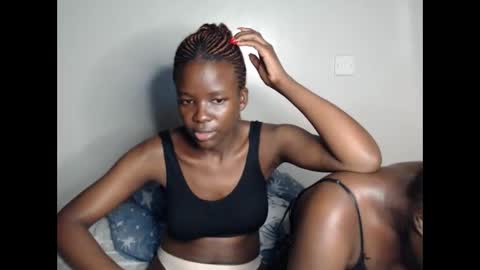 Snapshot of malia_latifa chatting on 27, 5, 2026 lati online show from 27, 5, 2026
