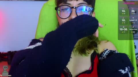 Snapshot of malicia_witch_ chatting on 8, 1, 2025 Mar  Alicia     Rosie  v A L I C I A W I T C -  Meg Cherie online show from 8, 1, 2025