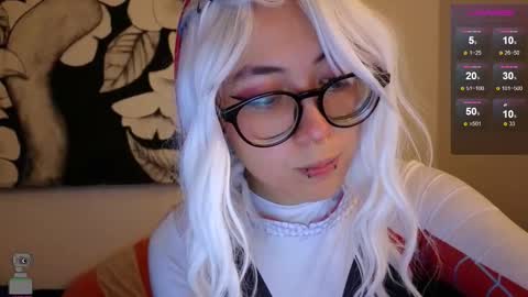 Snapshot of malicia_witch_ chatting on 23, 10, 2025 Mar  Alicia     Rosie  v A L I C I A W I T C -  Meg Cherie online show from 23, 10, 2025