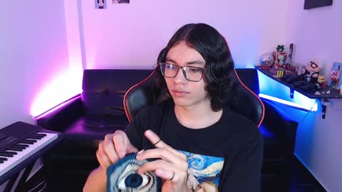 Malik  online show from 5, 2, 2025