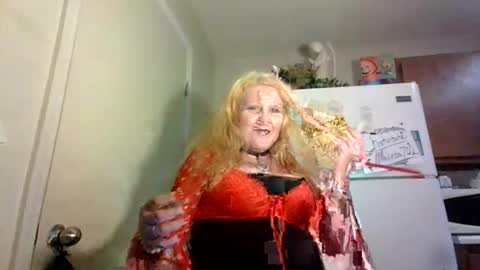Snapshot of malinda702 chatting on 1, 12, 2025 malinda702 online show from 1, 12, 2025