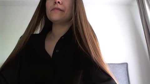 Snapshot of malinka_sweet19 chatting on 18, 2, 2026 malinka_sweet19 online show from 18, 2, 2026