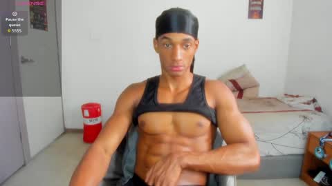 Snapshot of malkongarcia chatting on 2, 10, 2025 malkongarcia online show from 2, 10, 2025