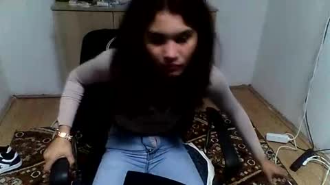 mallorymyersx online show from 16, 9, 2025