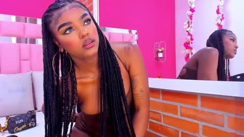 Snapshot of malu_horny_69 chatting on 18, 12, 2024 Melanie online show from 18, 12, 2024