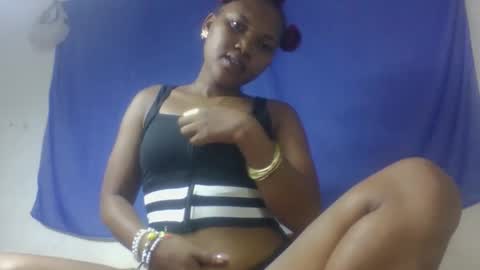 Snapshot of mamieriela chatting on 1, 2, 2026 mamieriela online show from 1, 2, 2026