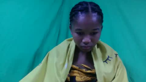 Snapshot of mamieriela chatting on 13, 2, 2026 mamieriela online show from 13, 2, 2026