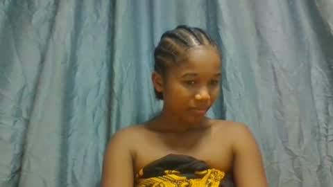 Snapshot of mamieriela chatting on 7, 3, 2026 mamieriela online show from 7, 3, 2026