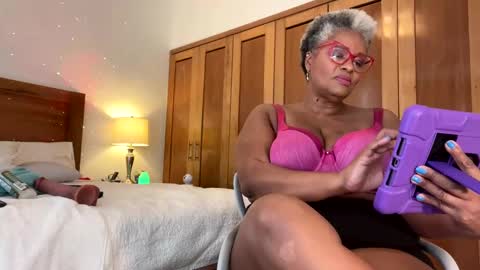 mamigilf66 online show from 20, 2, 2025