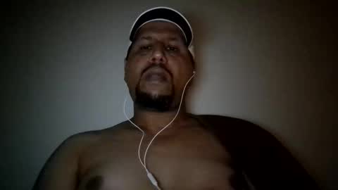 Snapshot of man_new chatting on 28, 2, 2025 Man new online show from 28, 2, 2025