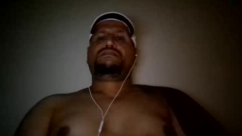 Snapshot of man_new chatting on 6, 3, 2025 Man new online show from 6, 3, 2025