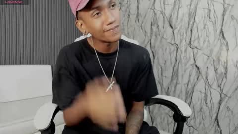 man_san11 online show from 18, 11, 2025