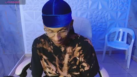 man_sant11 online show from 8, 4, 2026