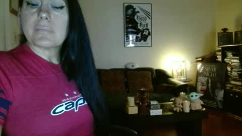 mandaloriangirlsfight online show from 8, 11, 2025