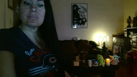 mandaloriangirlsfight online show from 18, 12, 2025