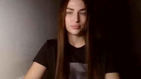 MandiBrooks online show from 19, 10, 2025