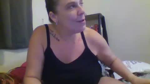 Snapshot of mandilube39 chatting on 6, 10, 2025 mindy22 online show from 6, 10, 2025
