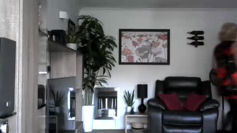 Mandy EyeCandy online show from 25, 11, 2025