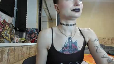 Snapshot of mandyshine chatting on 19, 4, 2026 Mandy online show from 19, 4, 2026
