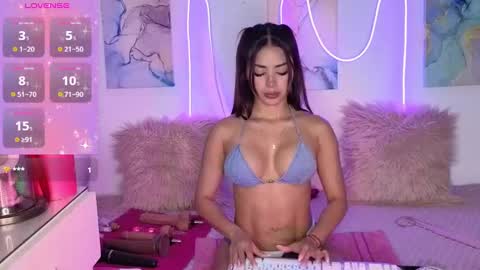 Snapshot of manesummers chatting on 23, 9, 2025 Mane Summers online show from 23, 9, 2025