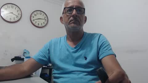 Manolito online show from 3, 3, 2025