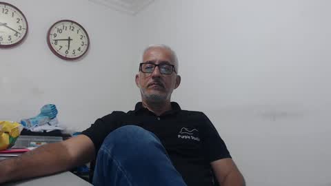 Manolito online show from 4, 3, 2025