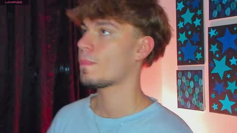  independent model online show from 17, 4, 2026