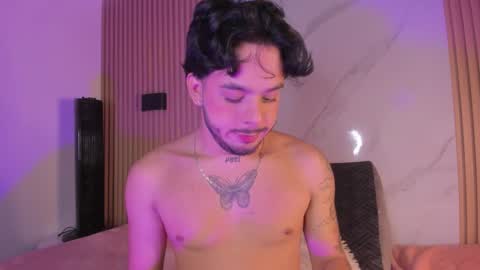 MANUEL Dont forget your thumbs up online show from 30, 11, 2025