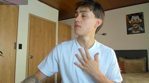 manucute 23  online show from 12, 10, 2025