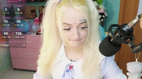 Manuela online show from 20, 12, 2024