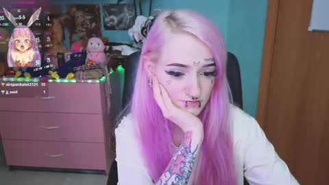 Manuela online show from 26, 9, 2025